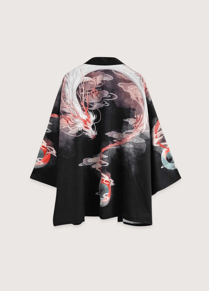 Rückansicht eines japanischen Kimono mit Himmelsdrachen-Design