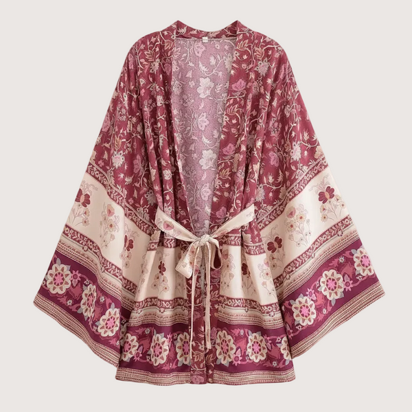Roter Damen Kimono aus Baumwolle mit floralem Blumenmuster im Boho-Still für einen eleganten Look