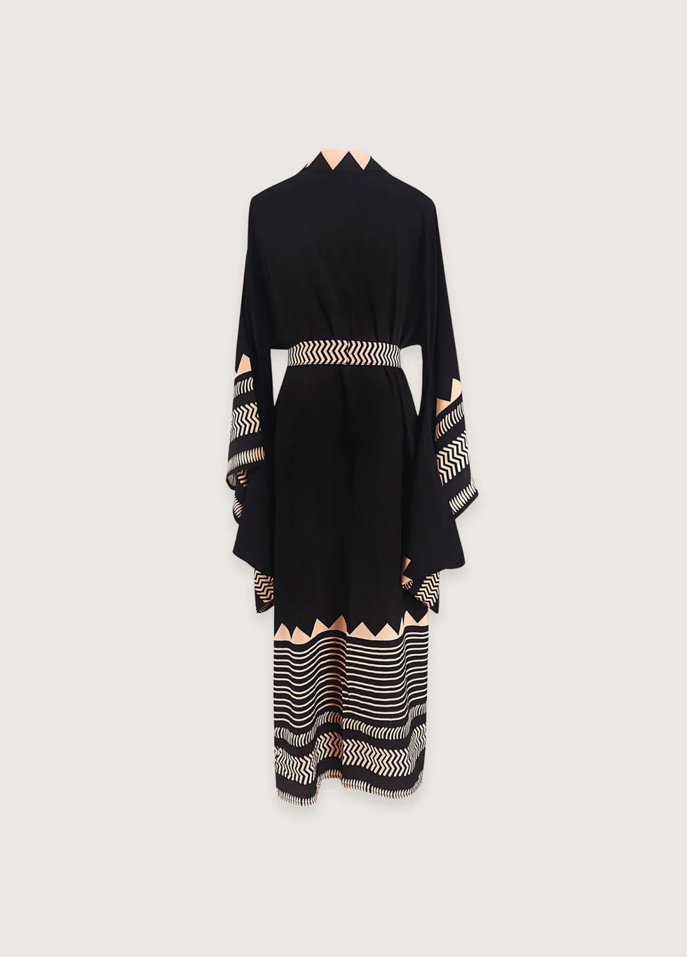 Feiner Stoff des Kimono Lang Schwarz Nami