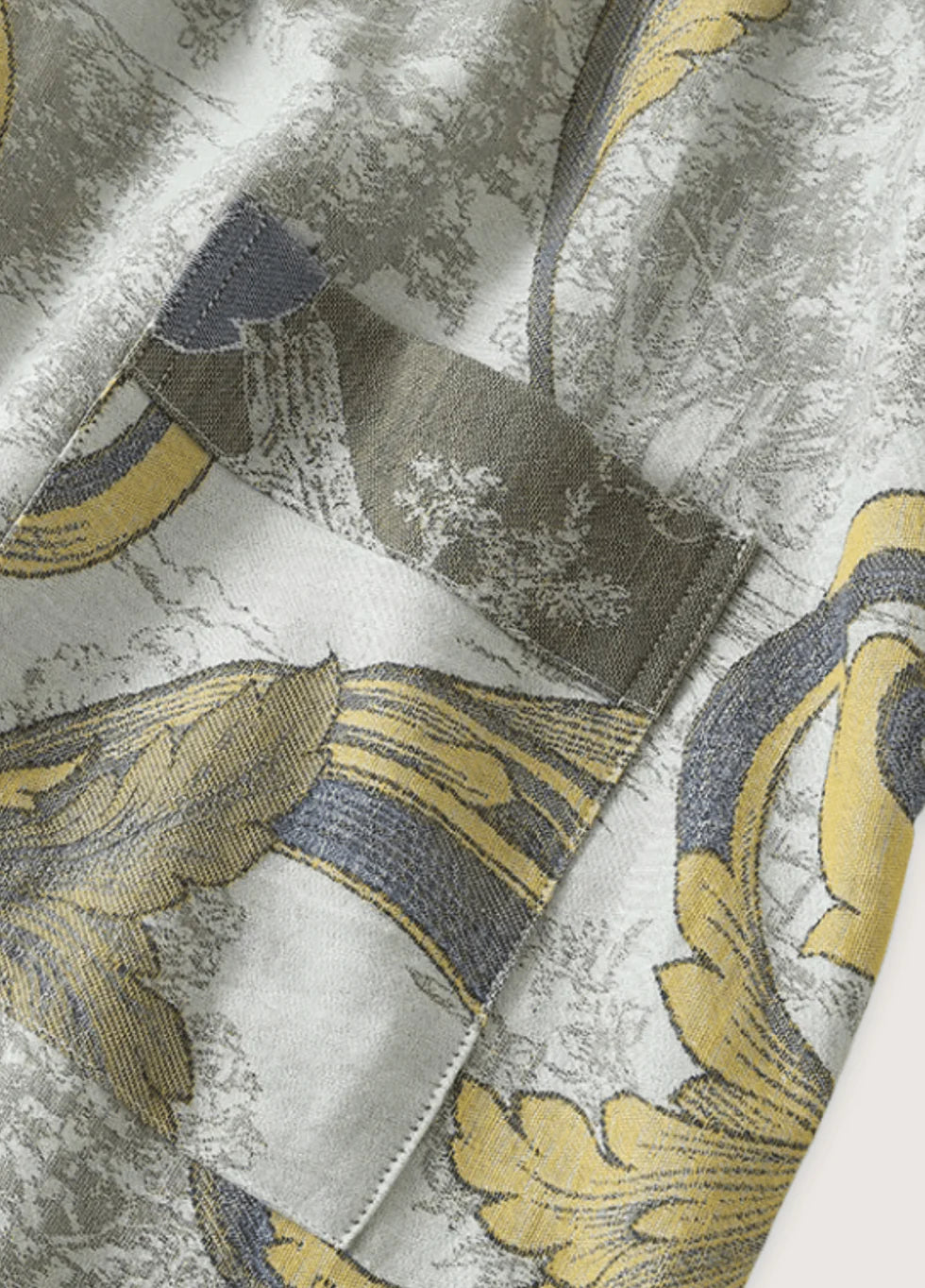 Detailaufnahme Kimono-Bademantel Mizuki Azur