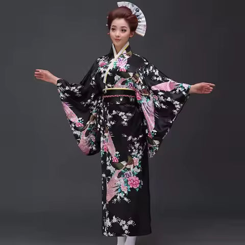 Japanischer Yukata-Kimono für Damen mit Obi in Einheitsgröße im traditionellen japanischen Stil