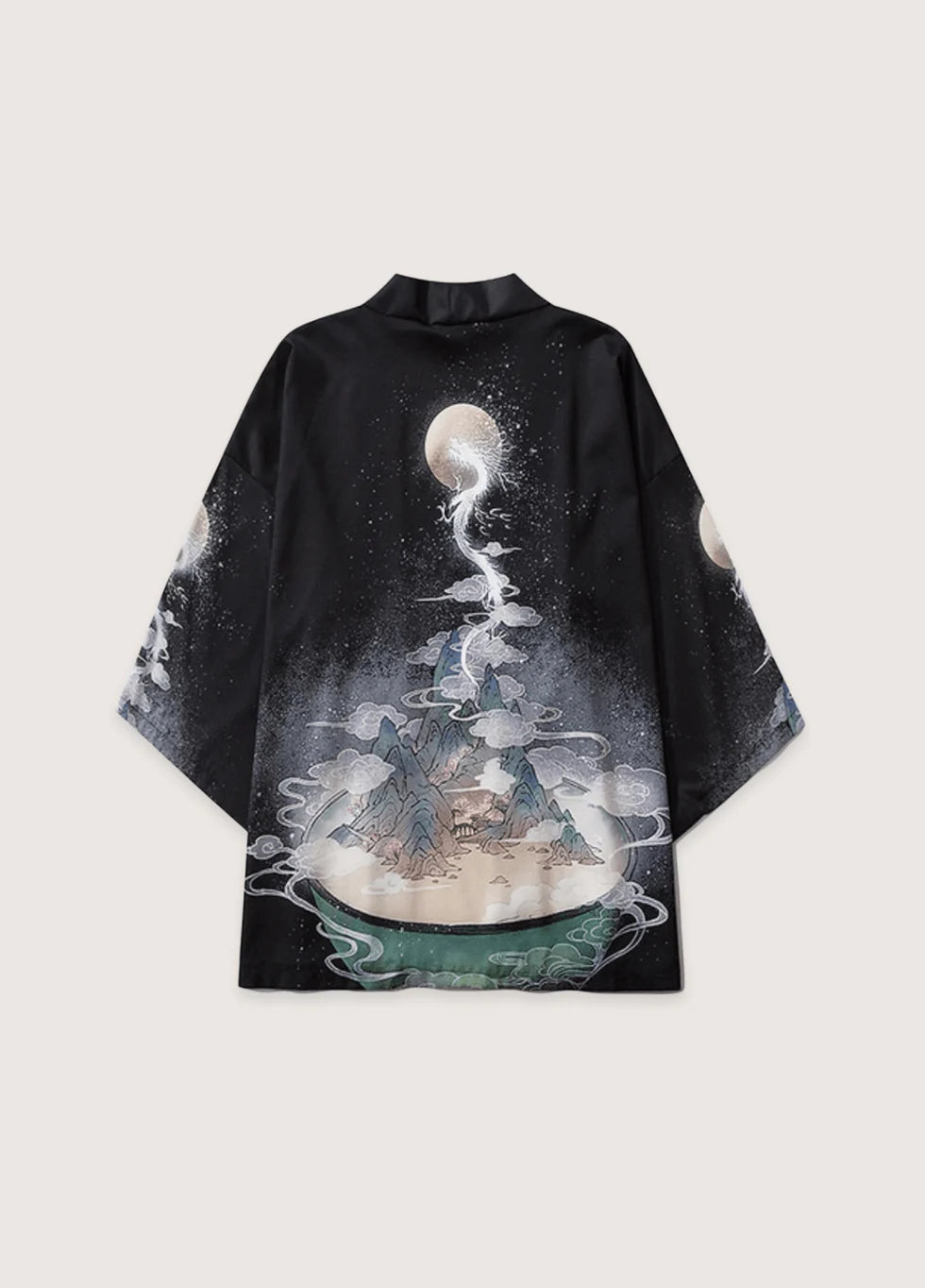 Rückansicht eines schwarzen Kimonos mit Drachen- und Mondmotiv im japanischen Design